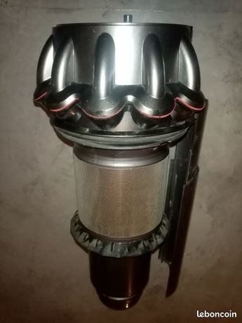 Cyclone Dyson V11