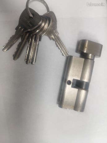 Cylindre européen 30/30 a bouton