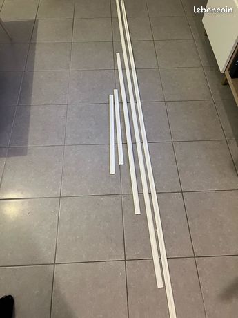 Cymaise sapin pour soubassement