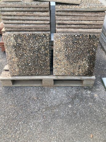 Dalles gravillonnées 50x50