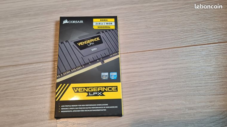DDR4 16GB 2*8GB 3000MHz Corsair Vengeance LPX