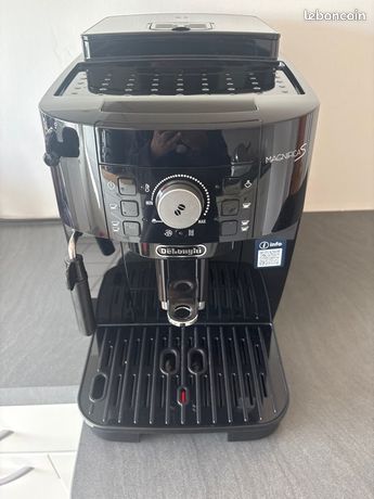 De'Longhi Magnifica S