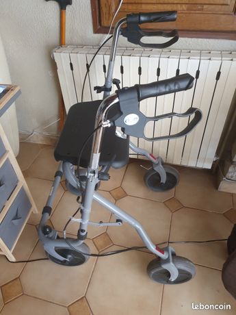 Déambulateur 4 roues