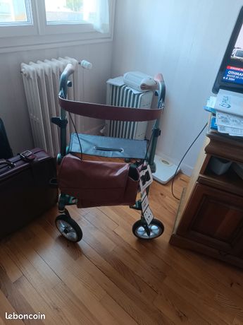 Déambulateur neuf