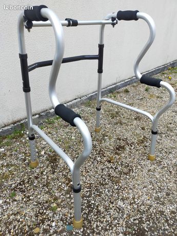 Déambulateur pliable