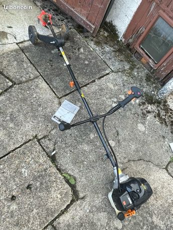 Débroussailleuse / coupe bordure thermique