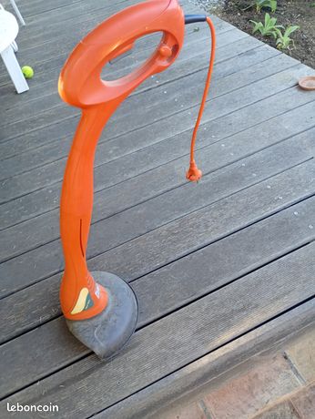 Débroussailleuse électrique fil