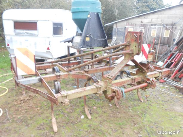 Dechaumeur tiller chisel