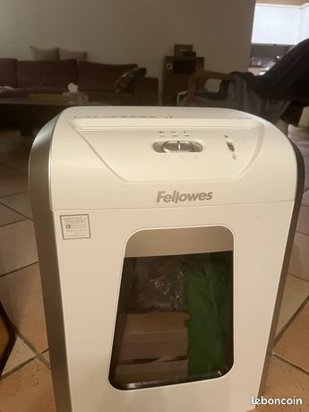 Déchiqueteuse papier fellowes