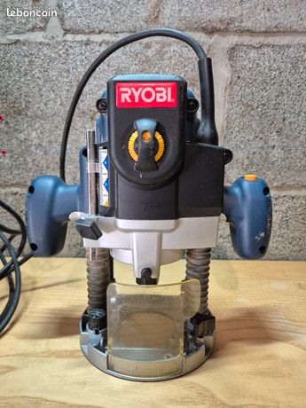 Défonceuse Ryobi ERT-1500V