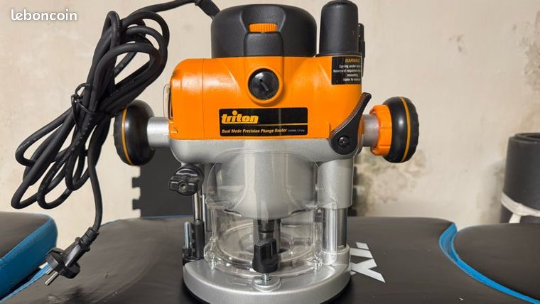 Défonceuse Triton 2400 w