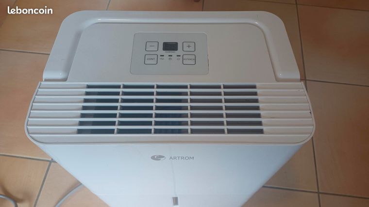 Déhumidificateur ARTROM Très peu servi
