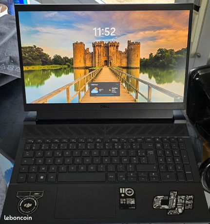 Dell G15 5530 Ordinateur Portable Gaming, Processeur Intel Core i5-13450HX, Écran 15.6" FHD 165Hz 3ms, 32Go RAM, 512Go SSD,NVIDIA GeForce RTX 4050 6GB GDDR6,Win 11H, Clavier AZERTY, Dark Shadow Grey