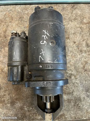 Démarreur International 745XL