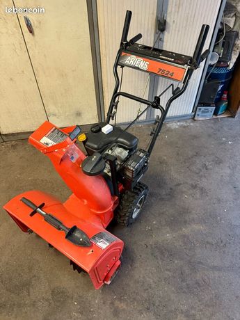 DeneIgeuse en parfait état démarre au quart de tour