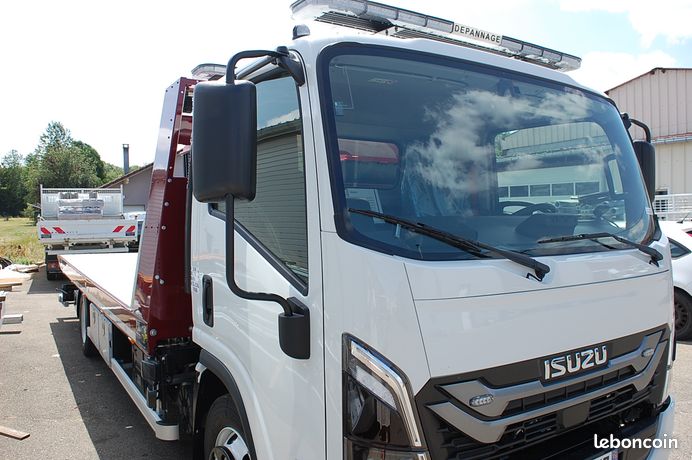 DEPANNEUSE P75 M30 7.5 Tonnes BV auto 3 PLACES