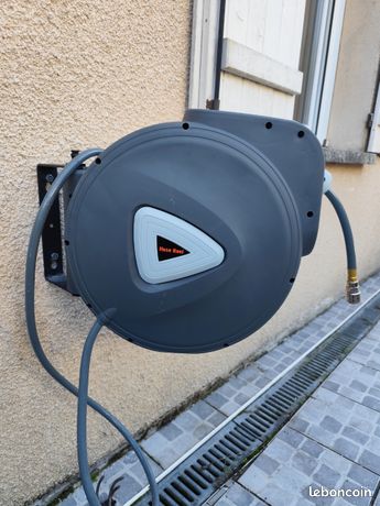 Dérouleur a air comprimé