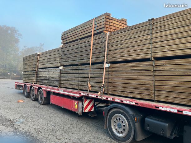 Destockage bois ,plancher,bardage