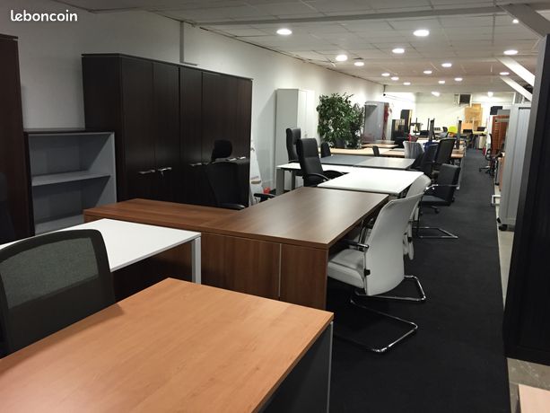 Destockage de mobilier de bureau