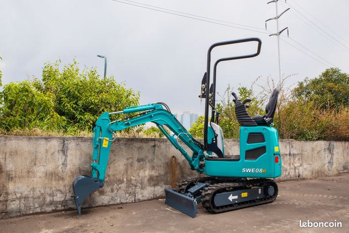 Mini pelle * * 1 Tonne Sunward SWE08B