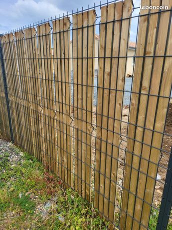 DESTOCKAGE tasseaux pour cloture rigide