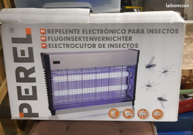 Destructeur d'insectes volant