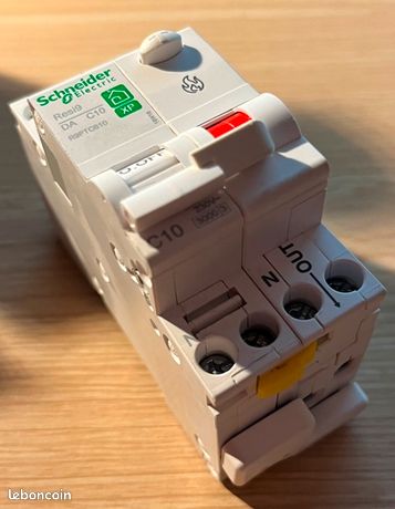 Detecteur d'arc elctric schneider - neuf