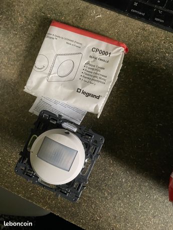 Détecteur de mouvement 2 Fils Legrand
