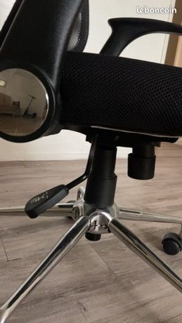 Deux chaise de bureau