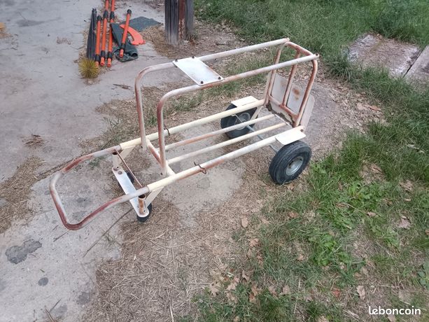 Diable 4 roues manutention porte bûches ...2 roues arrière secteur plateau Matheysin à Pont de claix