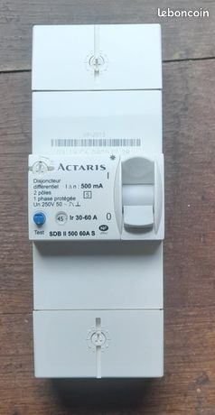 Disjoncteur différentiel 500mA neuf