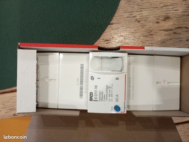 Disjoncteur différentiel deux pôle