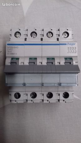 Disjoncteur électrique D40