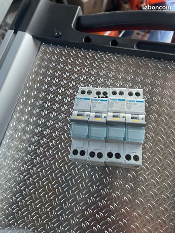 Disjoncteur Hager mfn 720