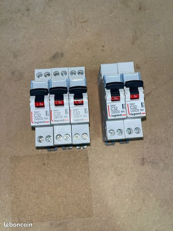 Disjoncteur Legrand C32a