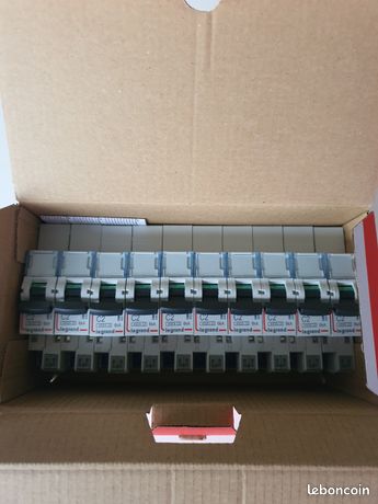 Disjoncteur Legrand DNX 2A Auto Réf 406780