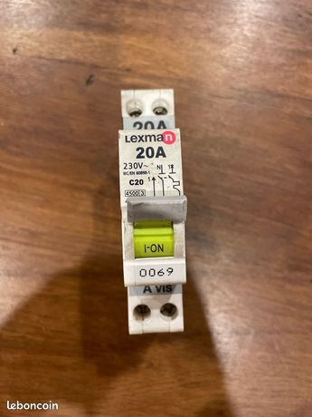 Disjoncteur lexman 20a