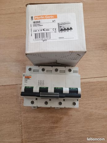 Disjoncteur modulaire Multi 9 C120N 4 pôles 125 A courbe D
