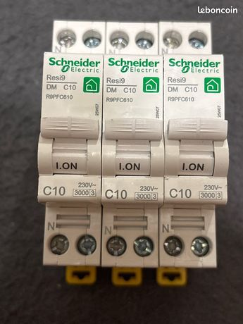 Disjoncteur Schneider