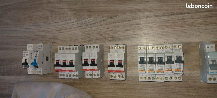 Disjoncteurs