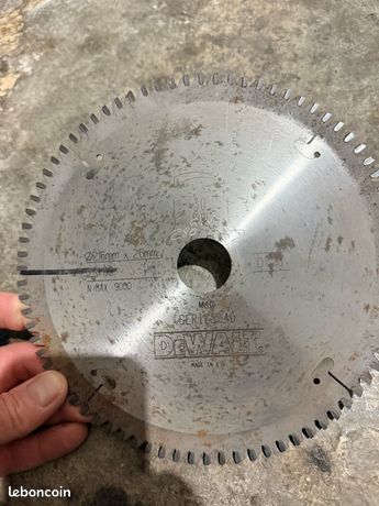 Disque Dewalt en 216