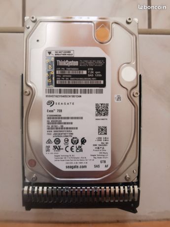 Disque dur interne SEAGATE EXOS 7E8 6 To SAS