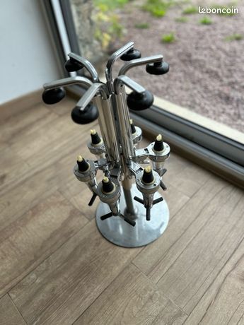 Distributeur à bouteille