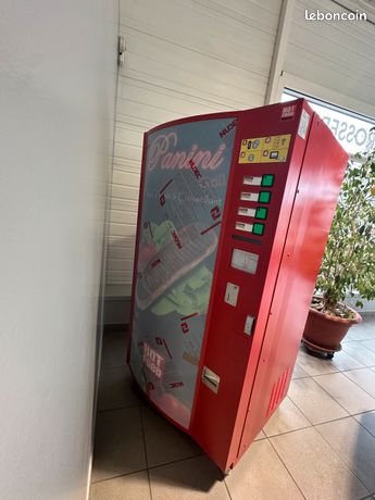 Distributeur automatique à panini
