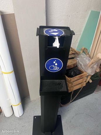 Distributeur gel hydroalcoolique