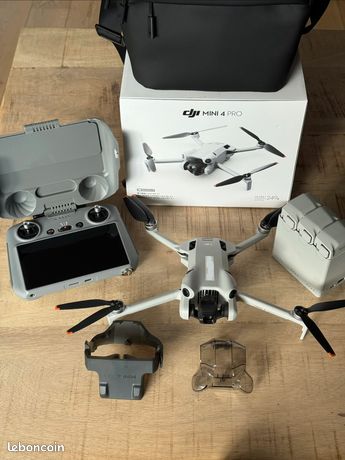 DJI Mini 4 Pro + DJI RC 2 Fly More Combo / Sous garantie