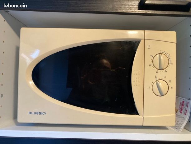 DON Micro onde Bluesky