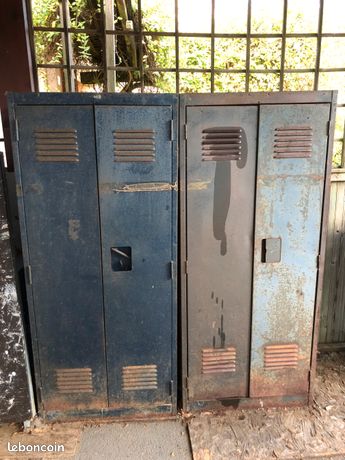 Vestiaires métal