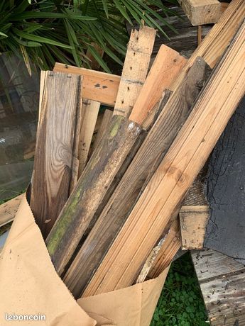 Dons de bois de chalet