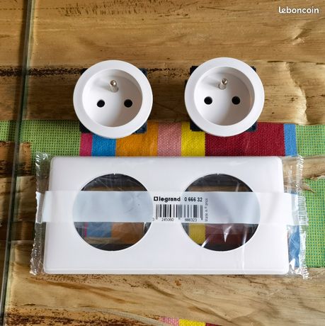 Double Prises Celiane Blanc Legrand